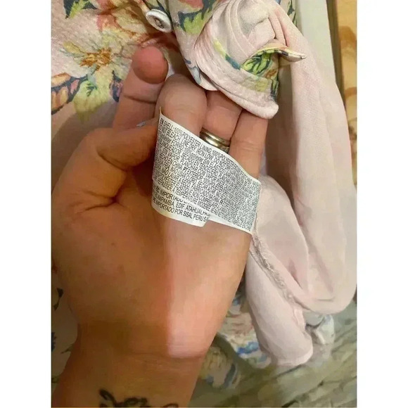 Forever 21 floral dress thin strap w/slit in front pink maxi dress size medium - Picture 2 of 7